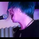 Dans D-string